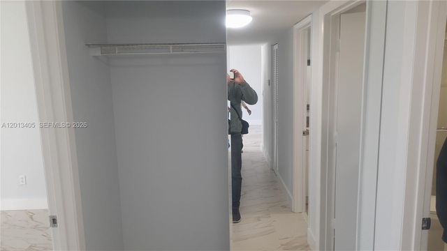 310 Fontainebleau Boulevard 203, Miami, FL 33172