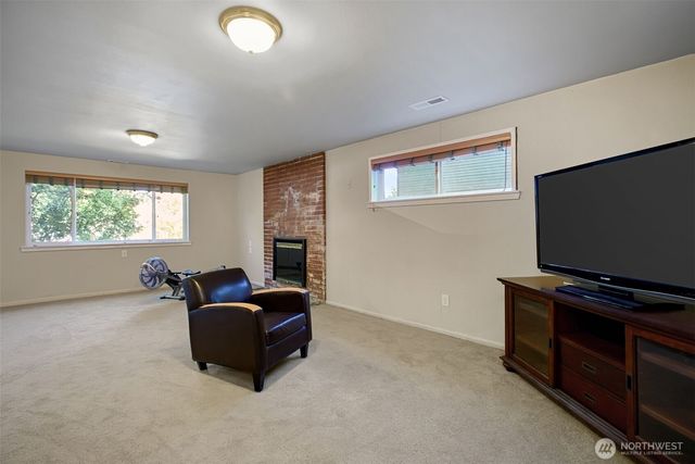 3527 S 262nd Street, Kent, WA 98032