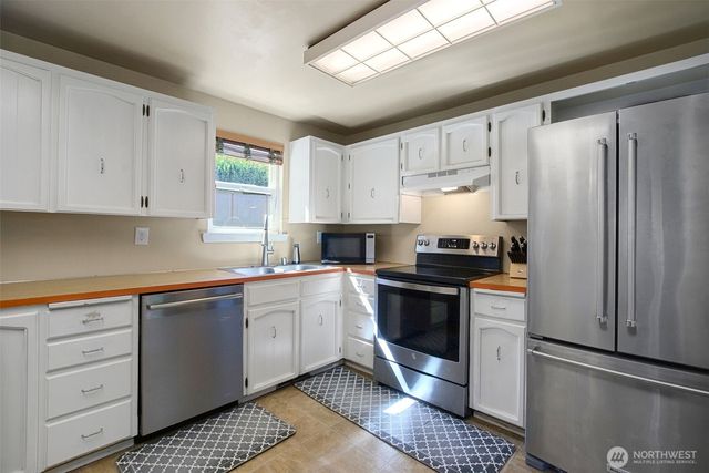 3527 S 262nd Street, Kent, WA 98032
