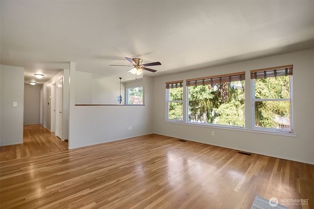 3527 S 262nd Street, Kent, WA 98032