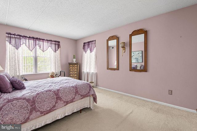 10100 CENTENNIAL STA, Warminster, PA 18974