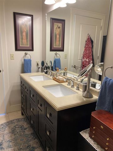 105 W Danaher Street 401, Ludington, MI 49431