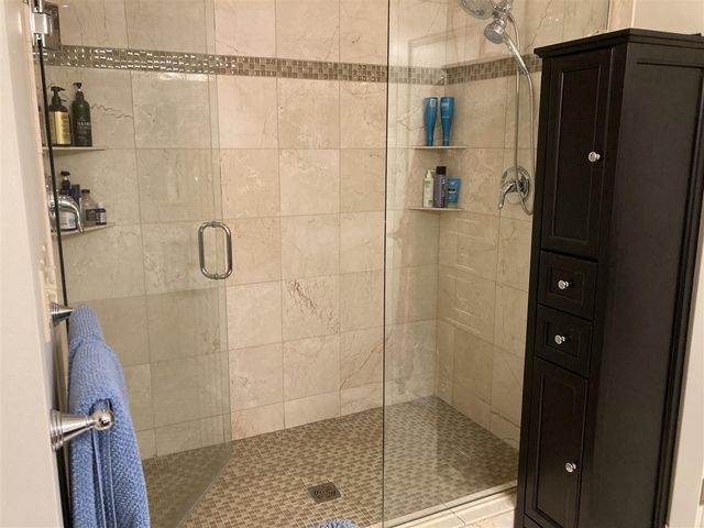 105 W Danaher Street 401, Ludington, MI 49431