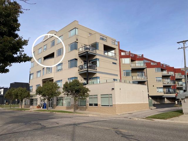 105 W Danaher Street 401, Ludington, MI 49431