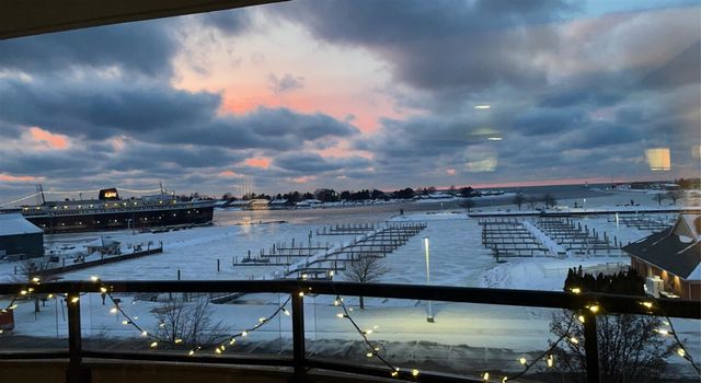 105 W Danaher Street 401, Ludington, MI 49431