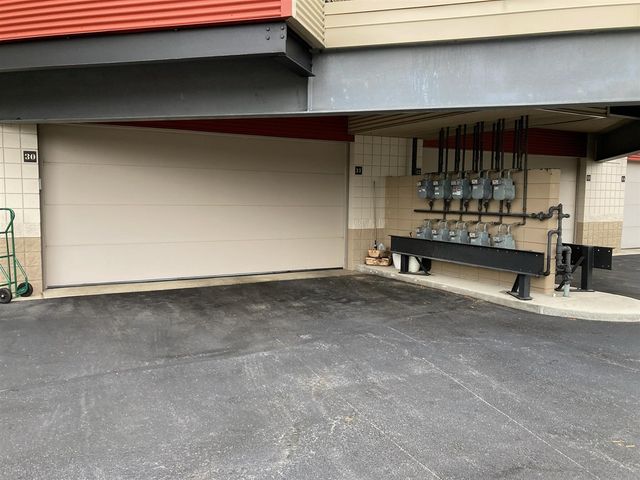 105 W Danaher Street 401, Ludington, MI 49431