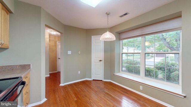 631 CASCADE DR S, Mount Laurel, NJ 08054