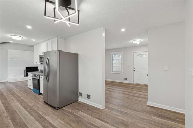 1573 Deerwood Lane, Acworth, GA 30102