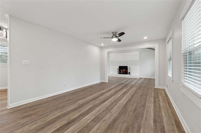 1573 Deerwood Lane, Acworth, GA 30102