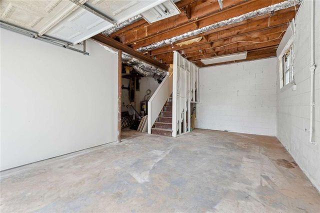1573 Deerwood Lane, Acworth, GA 30102