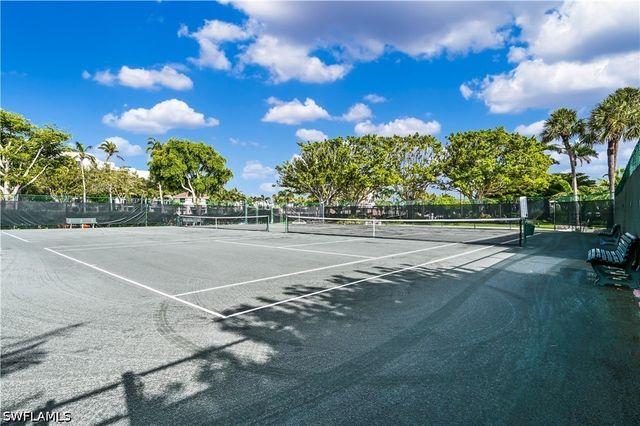 2316 Gulf Shore BLVD N 411, Naples, FL 34103