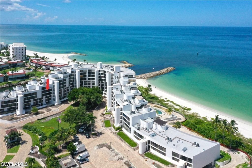 2316 Gulf Shore BLVD N 411, Naples, FL 34103
