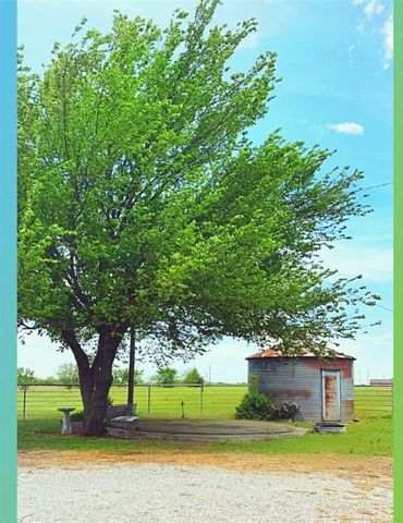 12730 NE 120th, Elgin, OK 73538