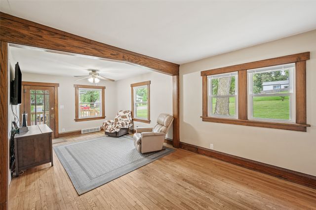 3316 E Shawnee Avenue, Des Moines, IA 50317