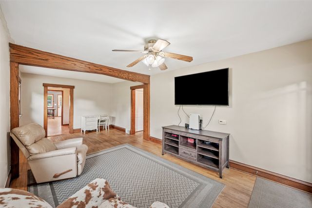 3316 E Shawnee Avenue, Des Moines, IA 50317