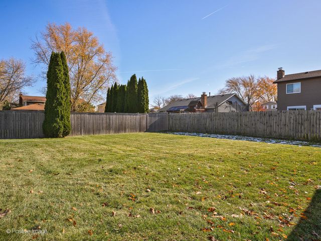 5943 Woodgate Drive, Matteson, IL 60443