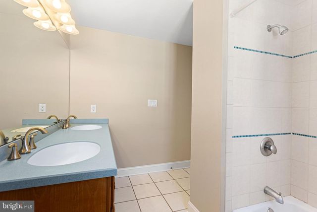 156 ARDMORE AVE, Haddonfield, NJ 08033