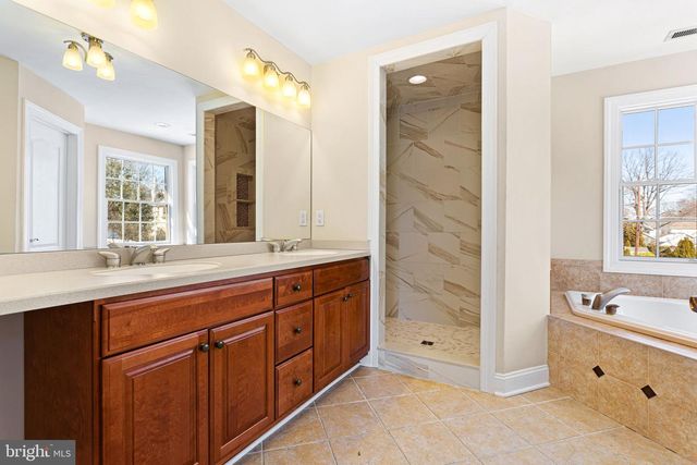 156 ARDMORE AVE, Haddonfield, NJ 08033