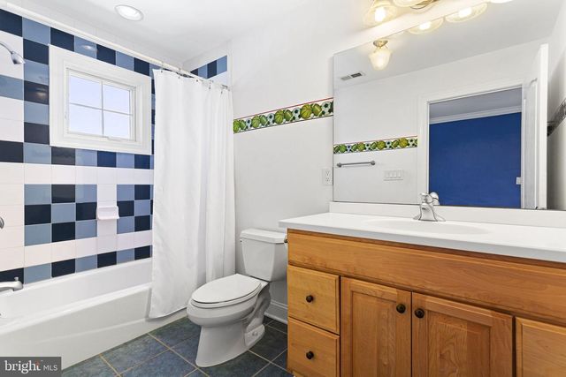 156 ARDMORE AVE, Haddonfield, NJ 08033