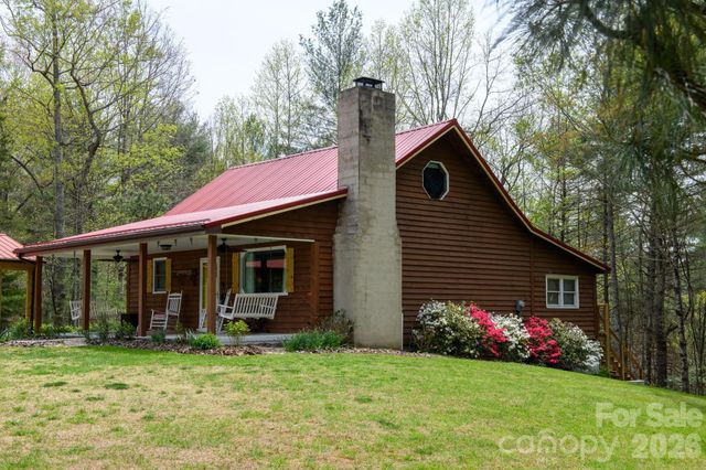 3860 Dixon Hill Place, Lenoir, NC 28645