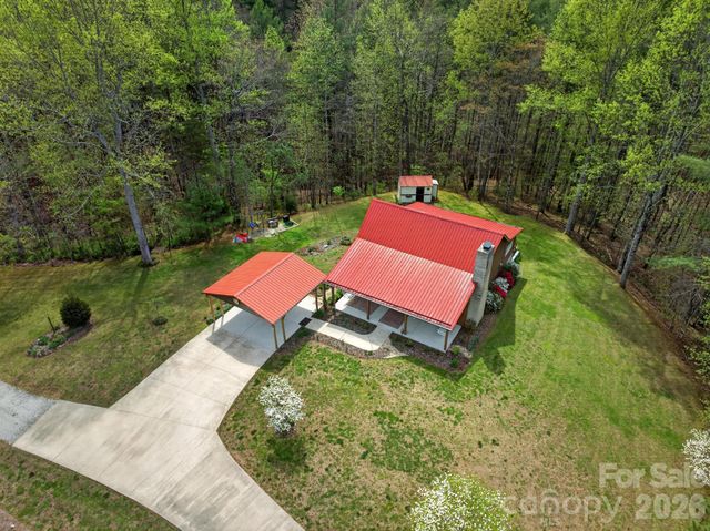 3860 Dixon Hill Place, Lenoir, NC 28645