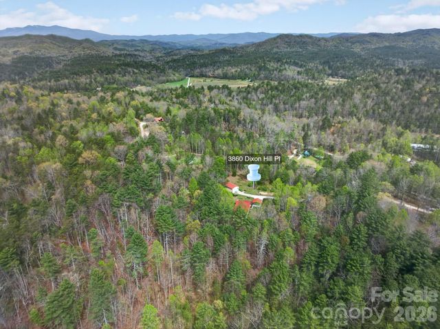3860 Dixon Hill Place, Lenoir, NC 28645