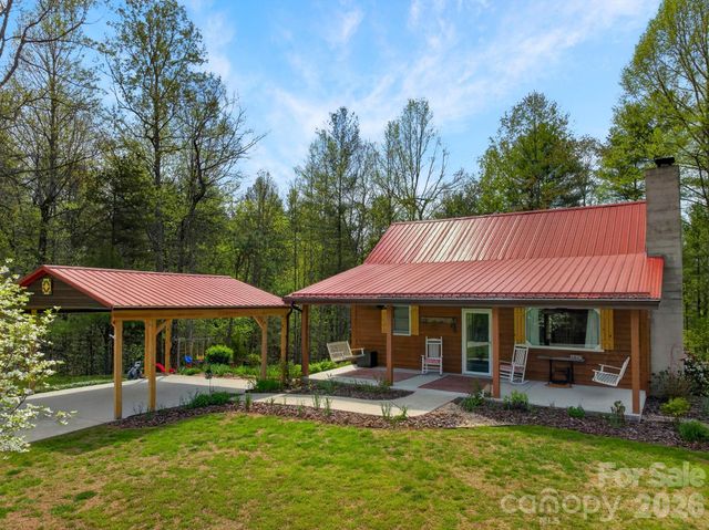 3860 Dixon Hill Place, Lenoir, NC 28645