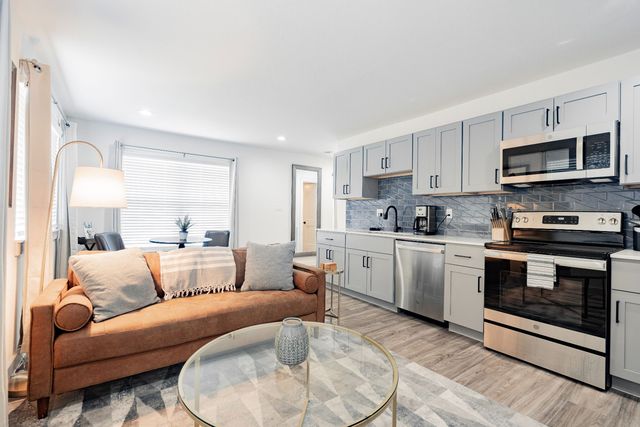 601 N Ewing Avenue 107, Dallas, TX 75203