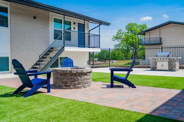 601 N Ewing Avenue 107, Dallas, TX 75203