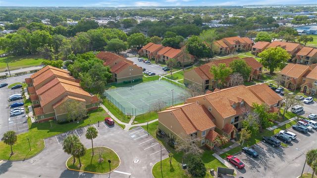 413 FOUNTAINHEAD CIRCLE 132, Kissimmee, FL 34741