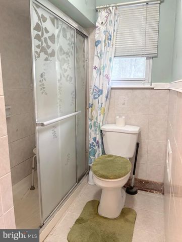 2230 BERKELEY DR, Vineland, NJ 08361