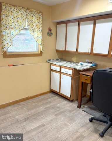2230 BERKELEY DR, Vineland, NJ 08361