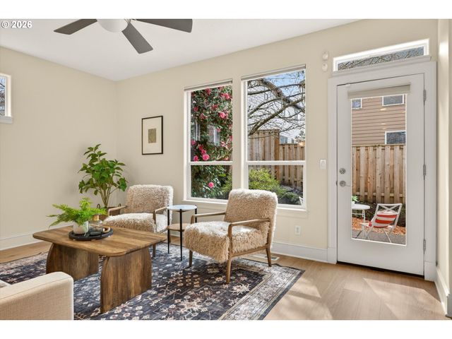 12814 Nw BAYONNE Ln, Portland, OR 97229