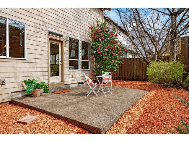 12814 Nw BAYONNE Ln, Portland, OR 97229