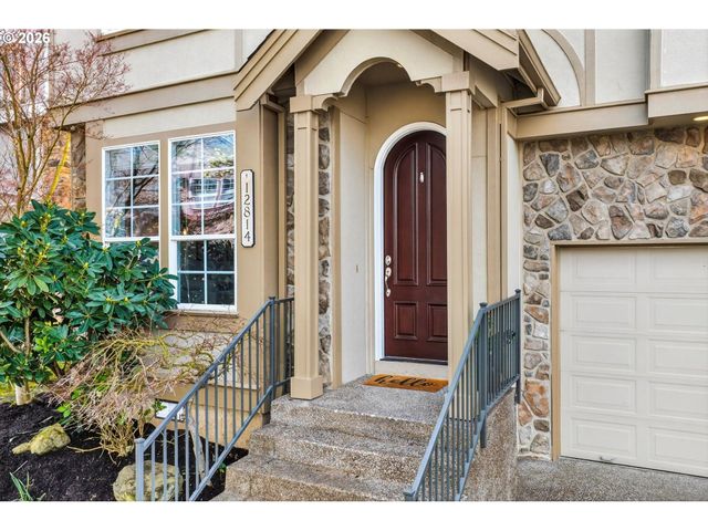 12814 Nw BAYONNE Ln, Portland, OR 97229