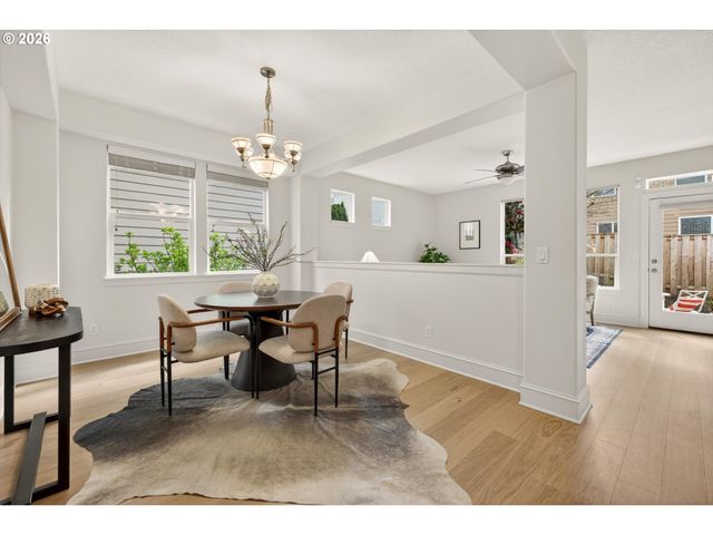 12814 Nw BAYONNE Ln, Portland, OR 97229