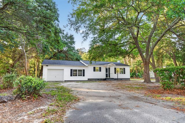 727 Levee Drive, Moncks Corner, SC 29461