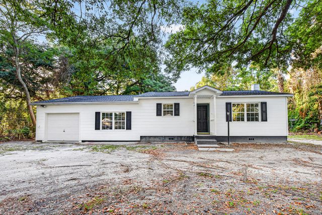 727 Levee Drive, Moncks Corner, SC 29461