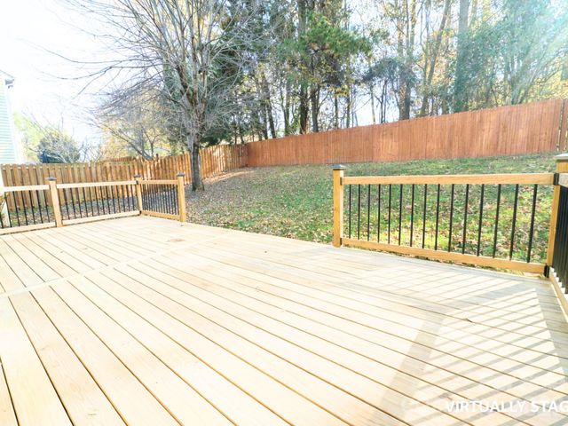 9310 Chastain Walk Drive, Charlotte, NC 28216