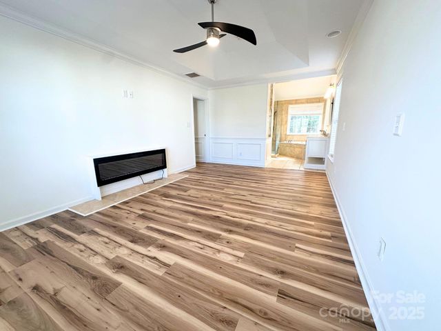 9310 Chastain Walk Drive, Charlotte, NC 28216