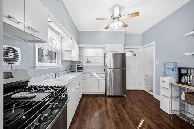 1346 Stanton Avenue, Whiting, IN 46394