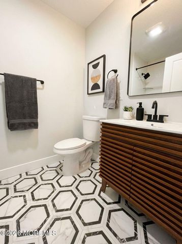 2365 Huckleberry Road, Manchester, NJ 08759