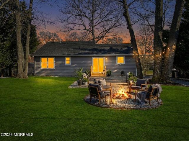 2365 Huckleberry Road, Manchester, NJ 08759