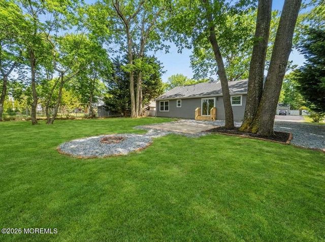 2365 Huckleberry Road, Manchester, NJ 08759