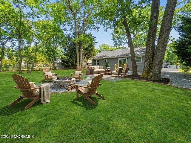 2365 Huckleberry Road, Manchester, NJ 08759