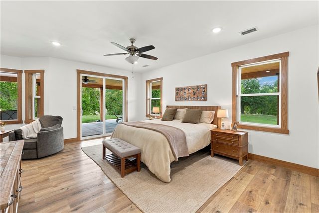 8800 Fred Austin Road, Decatur, AR 72722
