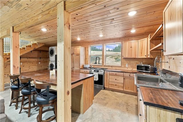 8800 Fred Austin Road, Decatur, AR 72722