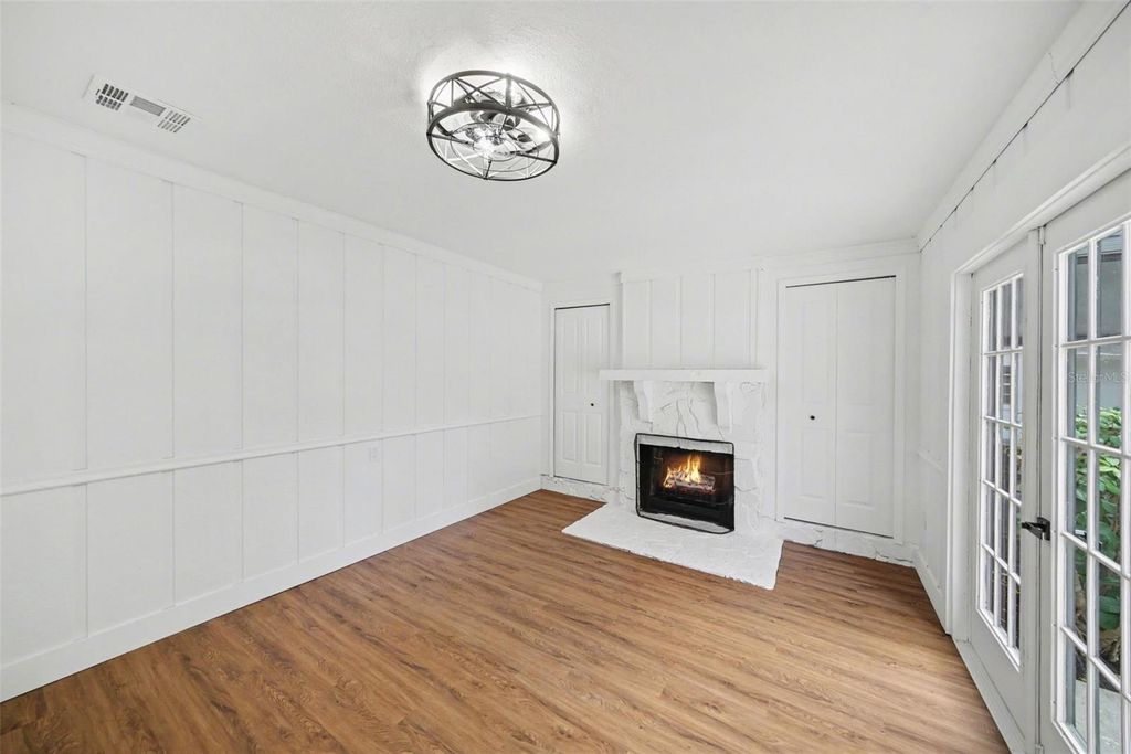 Image 13 of property listing at 2318 CARROLL PLACE, Tampa, FL 33612