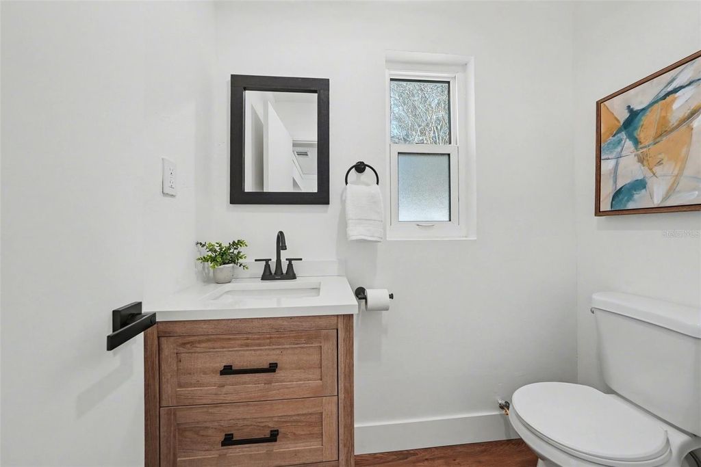 Image 14 of property listing at 2318 CARROLL PLACE, Tampa, FL 33612