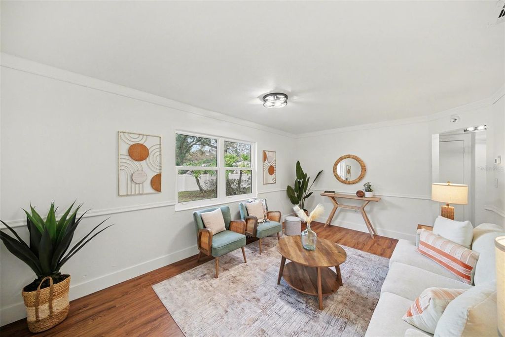 Image 4 of property listing at 2318 CARROLL PLACE, Tampa, FL 33612